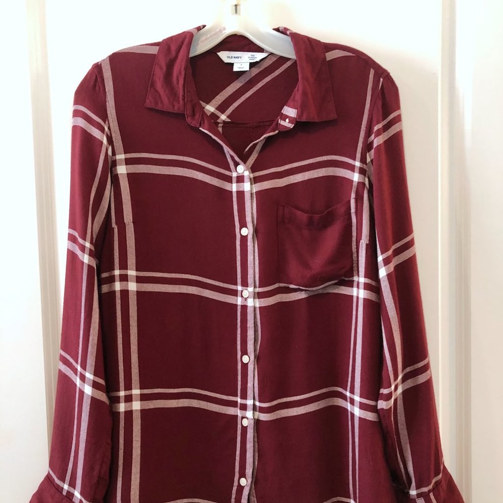 Old Navy The Classic Shirt Maroon Plaid